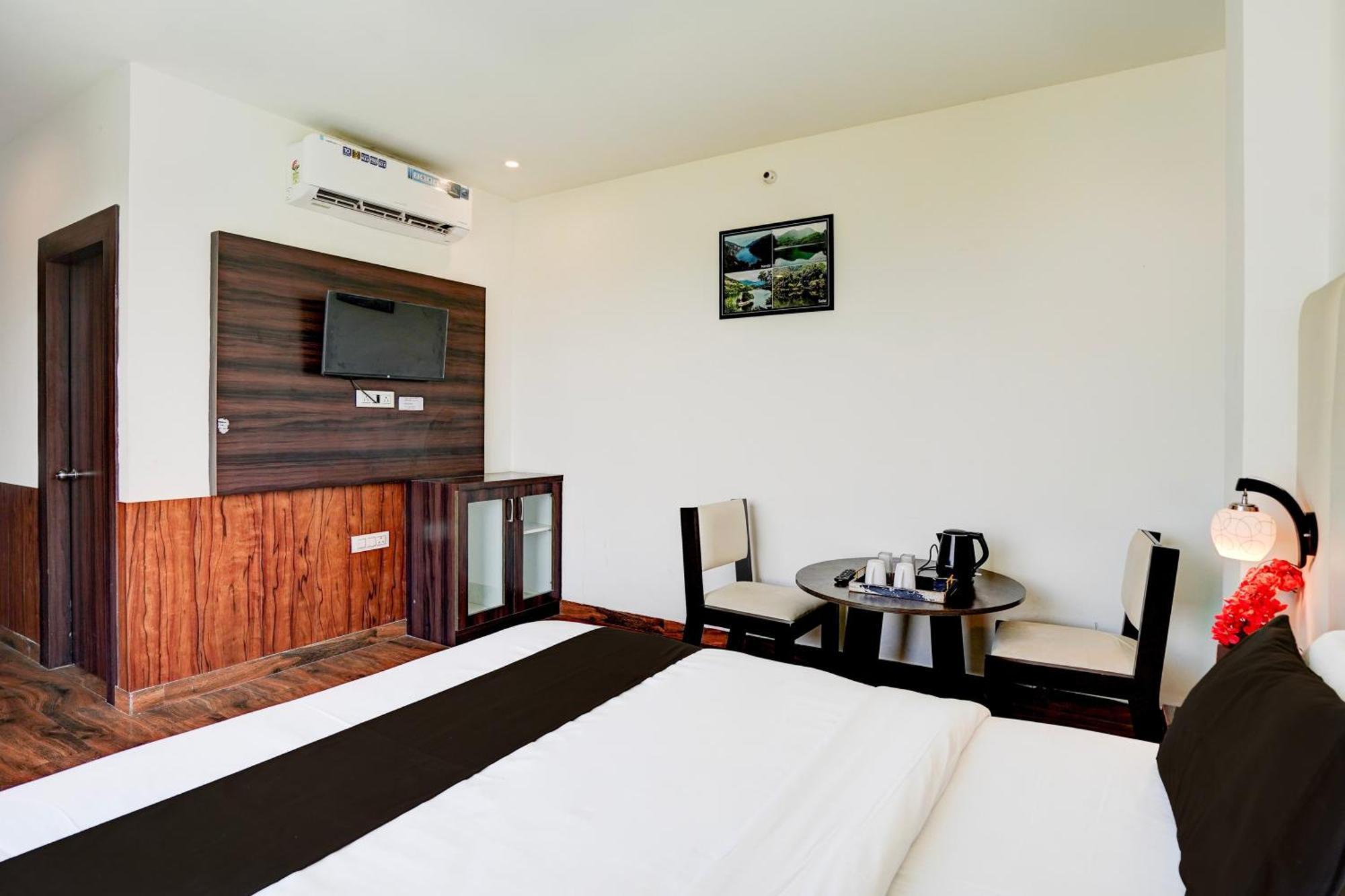 Collection O Golapar Haldwani Hotel Kathgodam ภายนอก รูปภาพ